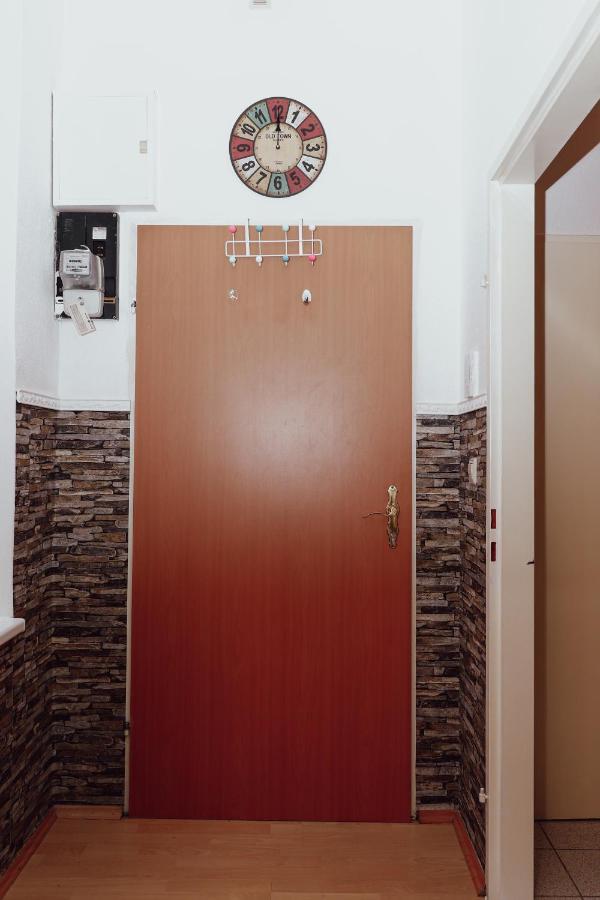 Ruhiges Terrassen Apartment Bécs Kültér fotó