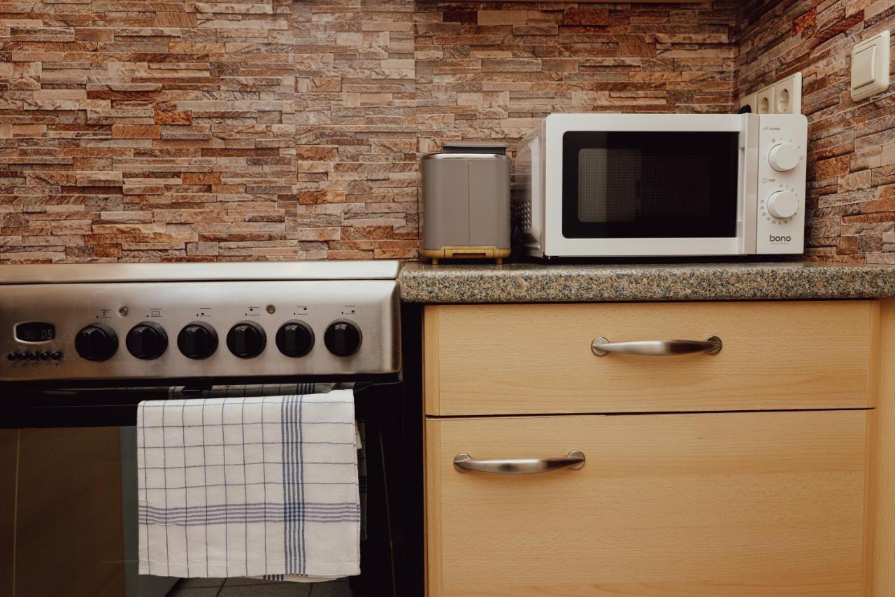 Ruhiges Terrassen Apartment Bécs Kültér fotó